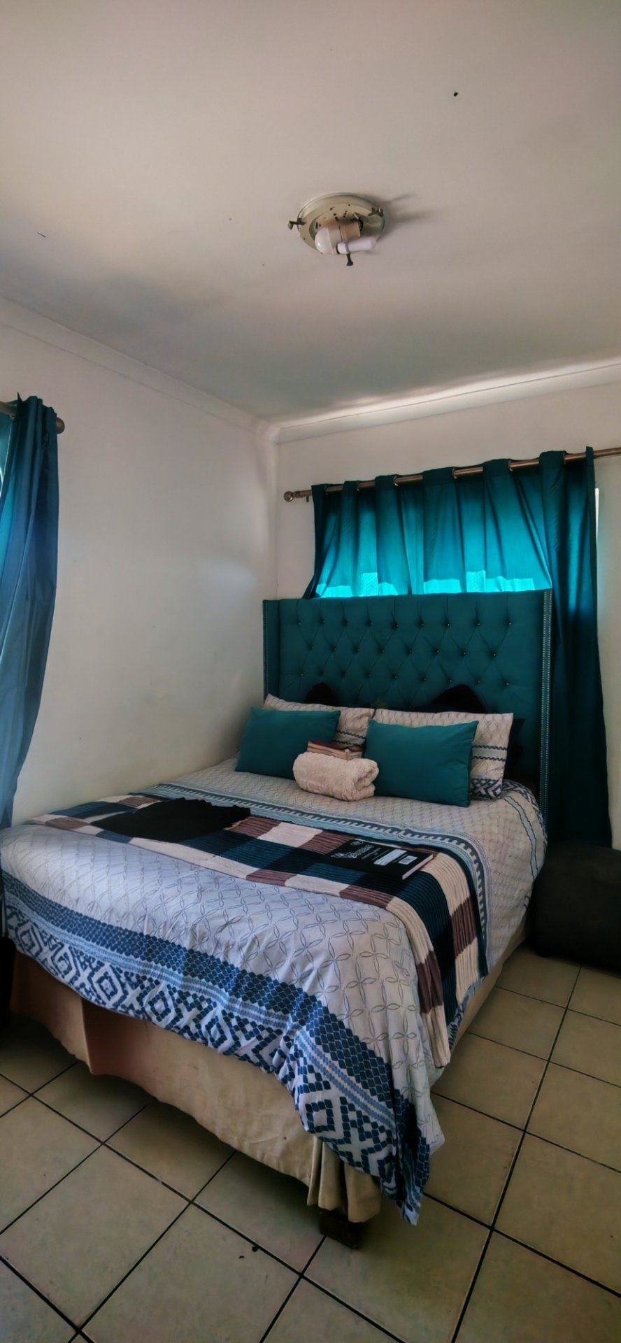 2 Bedroom Property for Sale in Maitland Western Cape